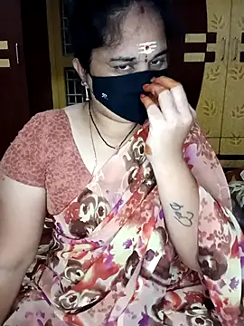 maduri   online show from 03/28/26, 05:58