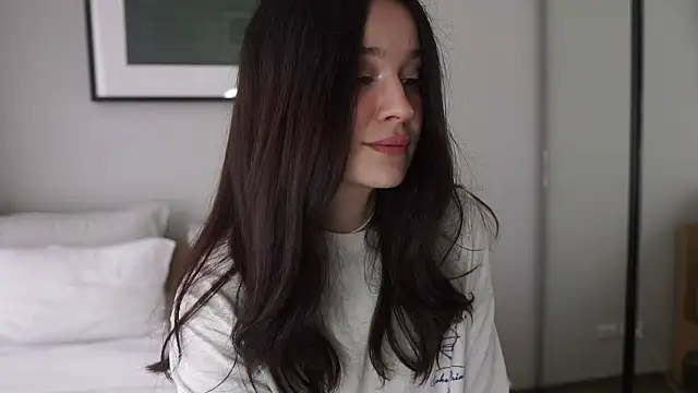 bonjour nihao hello online show from 03/12/26, 04:29