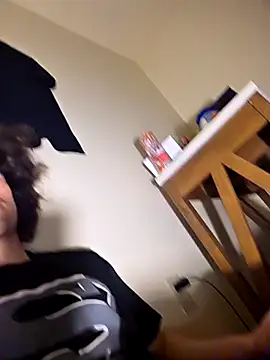 Snapshot of Mr_fromtheback chatting on 02/17/26, 02:09 Mr fromtheback online show from 02/17/26, 02:09