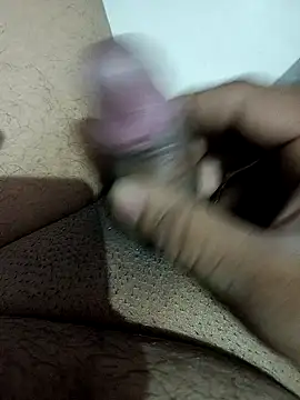 notyg240 online show from 02/18/26, 02:42