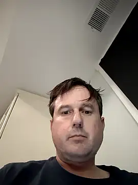 Snapshot of nobored chatting on 01/13/26, 02:04 nobored online show from 01/13/26, 02:04