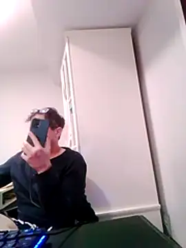 Snapshot of nobored chatting on 01/13/26, 02:10 nobored online show from 01/13/26, 02:10