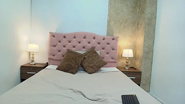 zoe bermudez online show from 01/19/26, 03:32