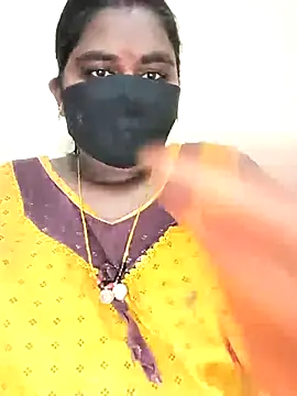 sirisha  9 online show from 04/10/26, 06:04