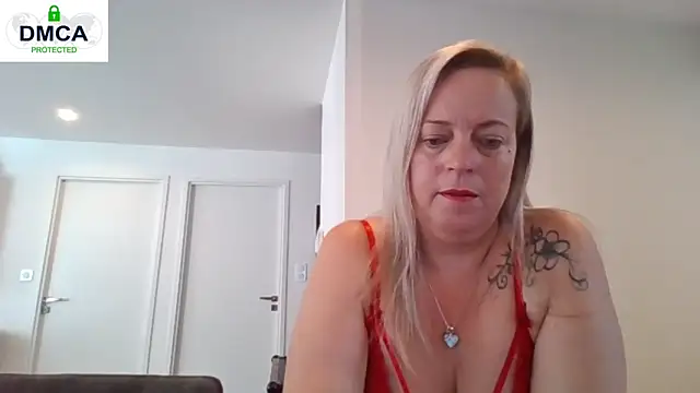 Miss-Chupagirly online show from 07/18/26, 07:06