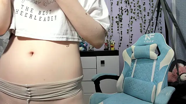 Yoonhee ki online show from 03/27/26, 02:40