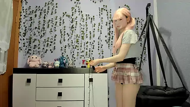 Snapshot of Yoonhee_ki chatting on 02/10/26, 04:39 Yoonhee ki online show from 02/10/26, 04:39