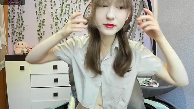 Yoonhee ki online show from 05/03/26, 03:04