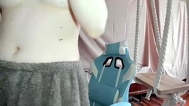 Yoonhee ki online show from 01/07/26, 10:09