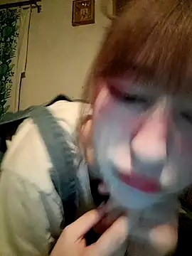 Snapshot of Yoonhee_ki chatting on 06/20/26, 09:42 Yoonhee ki online show from 06/20/26, 09:42