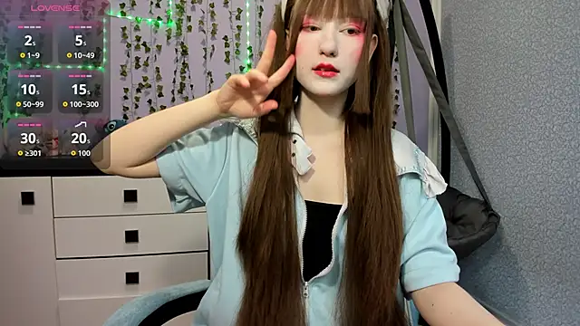 Yoonhee ki online show from 04/20/26, 02:07