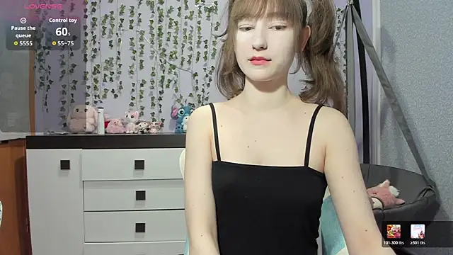 Yoonhee ki online show from 05/15/26, 09:13