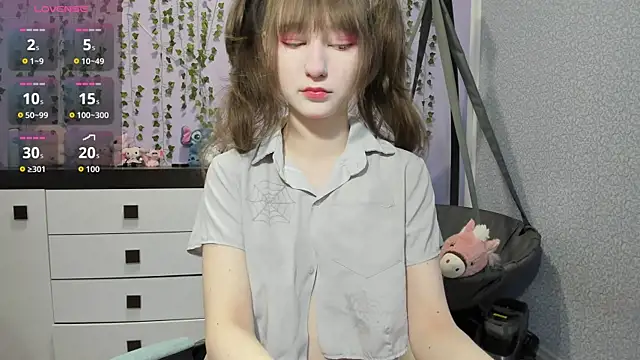 Yoonhee ki online show from 05/29/26, 02:56
