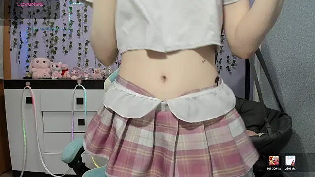 Snapshot of Yoonhee_ki chatting on 07/14/26, 02:01 Yoonhee ki online show from 07/14/26, 02:01