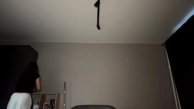 lisa montana online show from 12/22/25, 08:14