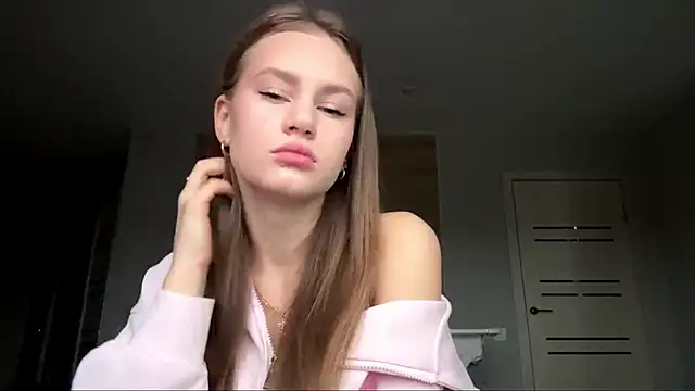 lisa montana online show from 12/20/25, 08:06