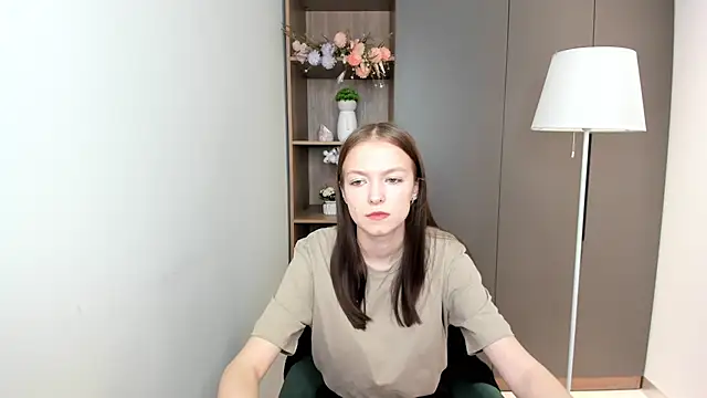 TawnaSeda online show from 12/20/25, 03:09