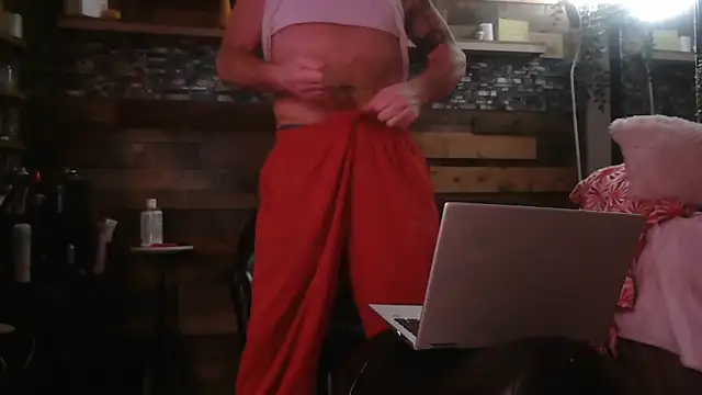 MISTERANDDEMI online show from 12/21/25, 06:20