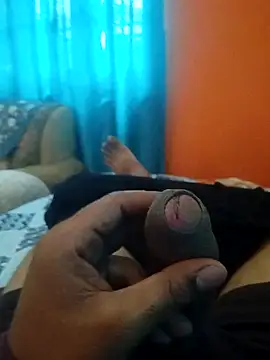 jhonysinc21 online show from 04/24/26, 07:54