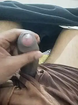 jhonysinc21 online show from 02/16/26, 04:16