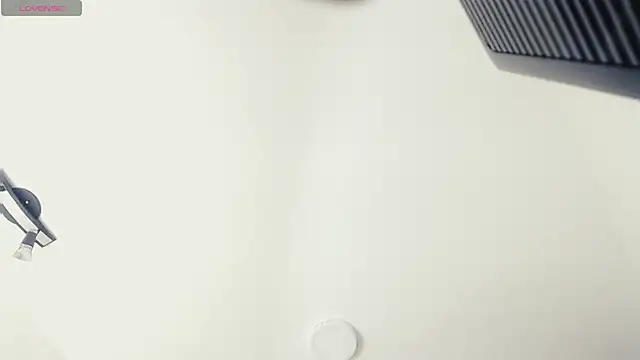 Agatha Dubois4  online show from 03/12/26, 03:01