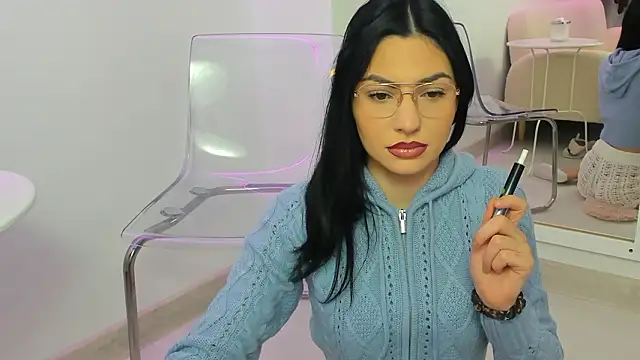 Snapshot of Baby_Ava_ chatting on 02/04/26, 08:48 Baby Ava online show from 02/04/26, 08:48