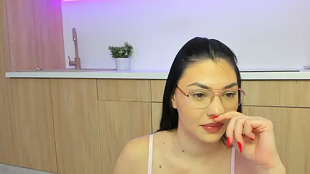 Snapshot of Baby_Ava_ chatting on 02/19/26, 08:50 Baby Ava online show from 02/19/26, 08:50