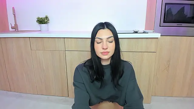 Snapshot of Baby_Ava_ chatting on 02/01/26, 08:51 Baby Ava online show from 02/01/26, 08:51