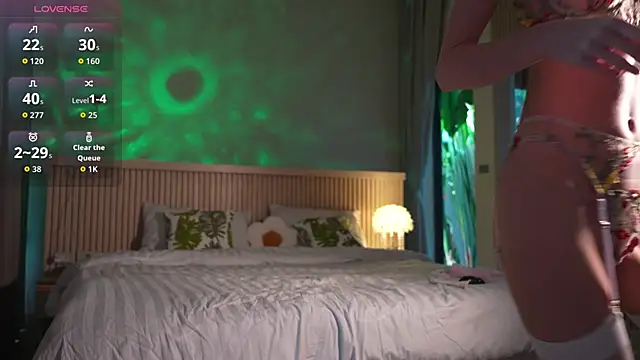 YourNaughtyMiss online show from 02/06/26, 03:35