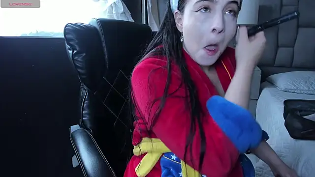 ChannelWhitee  online show from 01/06/26, 09:19