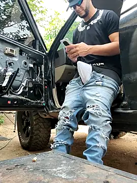 Snapshot of PIGHIGHDIRTY_p0 chatting on 02/06/26, 07:54 PIGHIGHDIRTY p0 online show from 02/06/26, 07:54