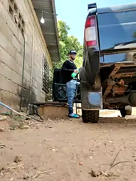 Snapshot of PIGHIGHDIRTY_p0 chatting on 02/12/26, 05:13 PIGHIGHDIRTY p0 online show from 02/12/26, 05:13