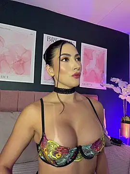 ItsTatiana online show from 06/04/26, 12:04