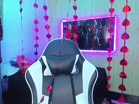 dolly boob online show from 02/19/26, 03:47