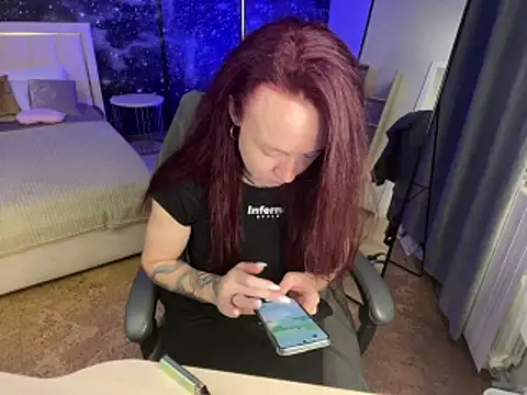 Snapshot of Spoty_Kate_ chatting on 03/06/26, 01:11 Spoty Kate online show from 03/06/26, 01:11