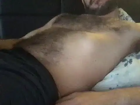 Snapshot of nicehairypig chatting on 12/18/25, 09:29 nicehairypig online show from 12/18/25, 09:29