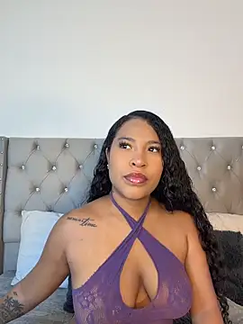 izzybelmonth12 online show from 04/02/26, 12:45