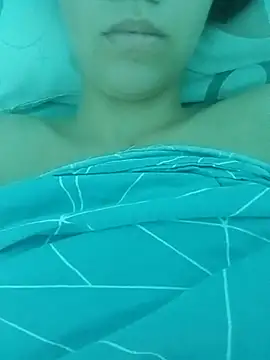 Moniquelais online show from 12/19/25, 03:58