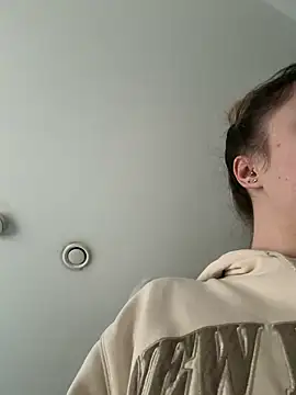 LilyLuck  online show from 02/20/26, 01:24