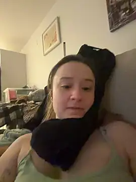 LilyLuck  online show from 02/11/26, 12:54