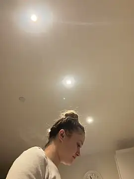 LilyLuck  online show from 02/16/26, 07:01