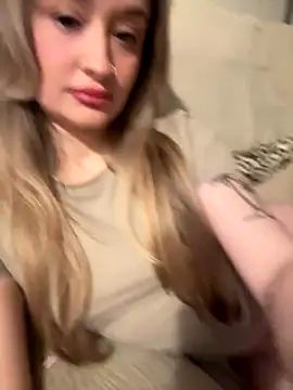 LilyLuck  online show from 12/19/25, 12:25