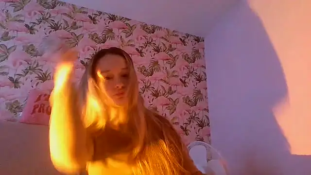 LilyLuck  online show from 02/15/26, 02:05