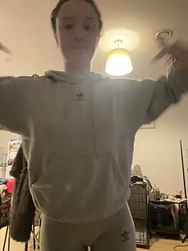 LilyLuck  online show from 02/09/26, 03:43