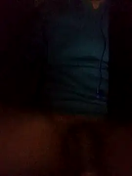 Snapshot of bongtools chatting on 12/19/25, 05:48 bongtools online show from 12/19/25, 05:48