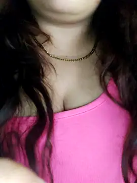 Snapshot of Lobna-66 chatting on 06/11/26, 11:46 Lobna-66 online show from 06/11/26, 11:46