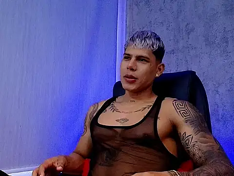 Snapshot of oruz_stud chatting on 02/27/26, 01:33 oruz stud online show from 02/27/26, 01:33