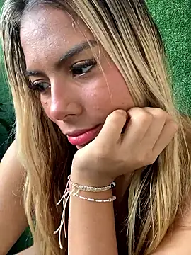 MiaSizzle online show from 01/09/26, 12:56