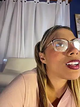 MiaSizzle online show from 02/20/26, 08:00