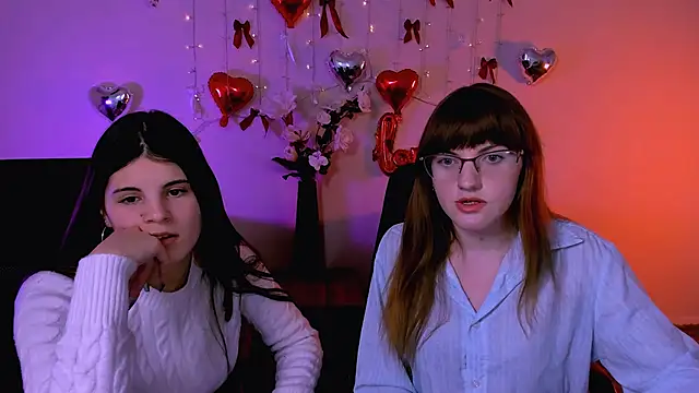 lizzie boom  online show from 02/13/26, 08:09